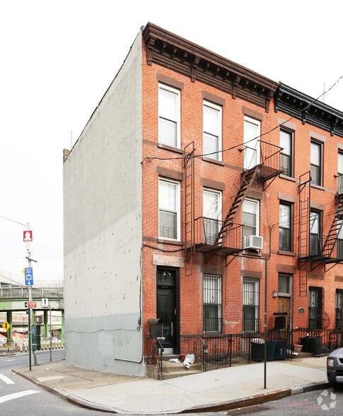 Primary Photo Of 664 Henry St, Brooklyn Apartments For Sale