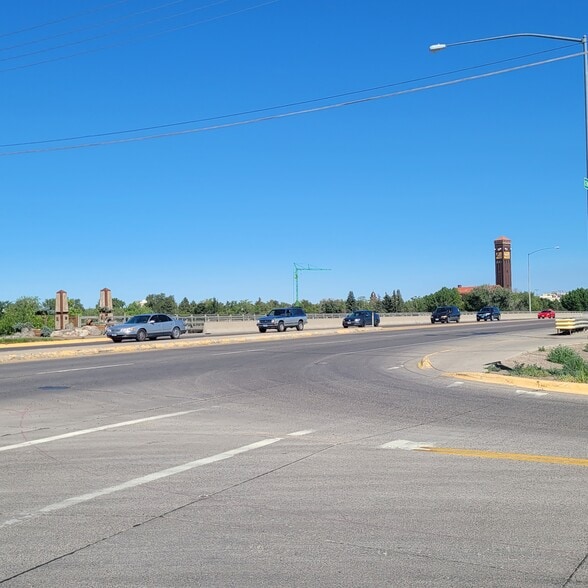 More Photos Of 1 Bay Dr, Great Falls Flex For Sale