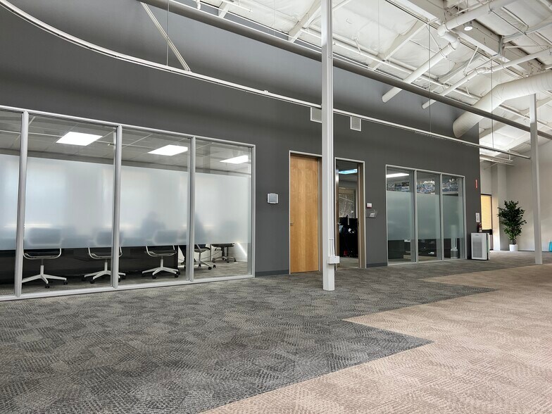 More Photos Of 8100 Camino Arroyo, Gilroy Manufacturing For Sale