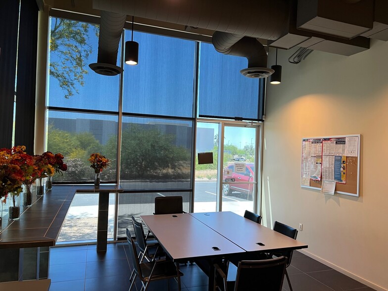 More Photos Of 4320 E Presidio St, Mesa Medical For Lease