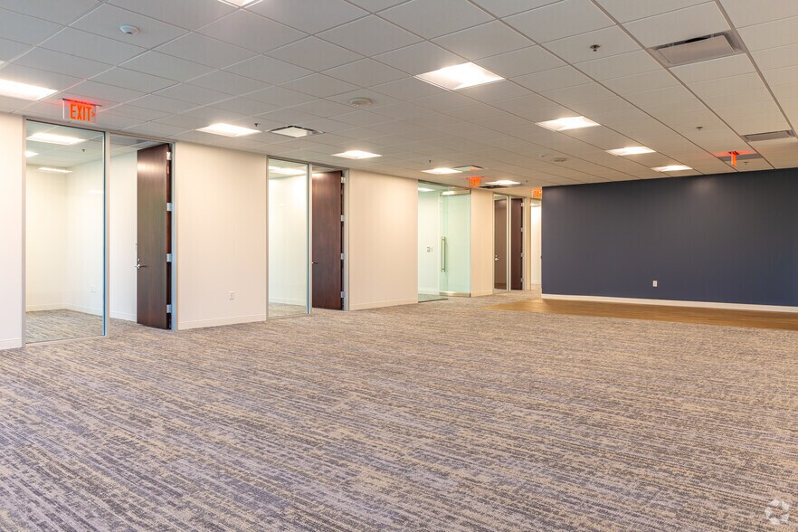 More Photos Of 2600 N Central Expy, Richardson Office For Lease