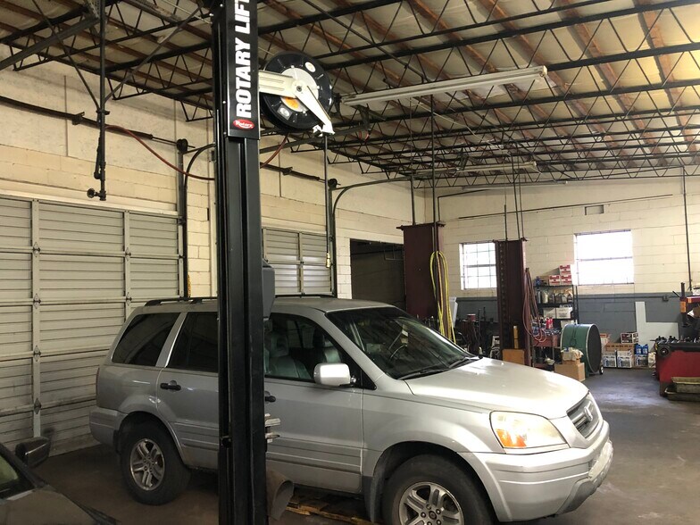 More Photos Of 2262 Township Ln, Tucker General Retail For Sale