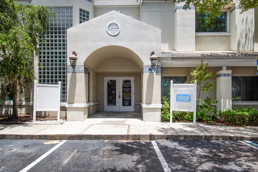 More Photos Of 410 Jacksonville Dr, Jacksonville Beach Medical For Sale