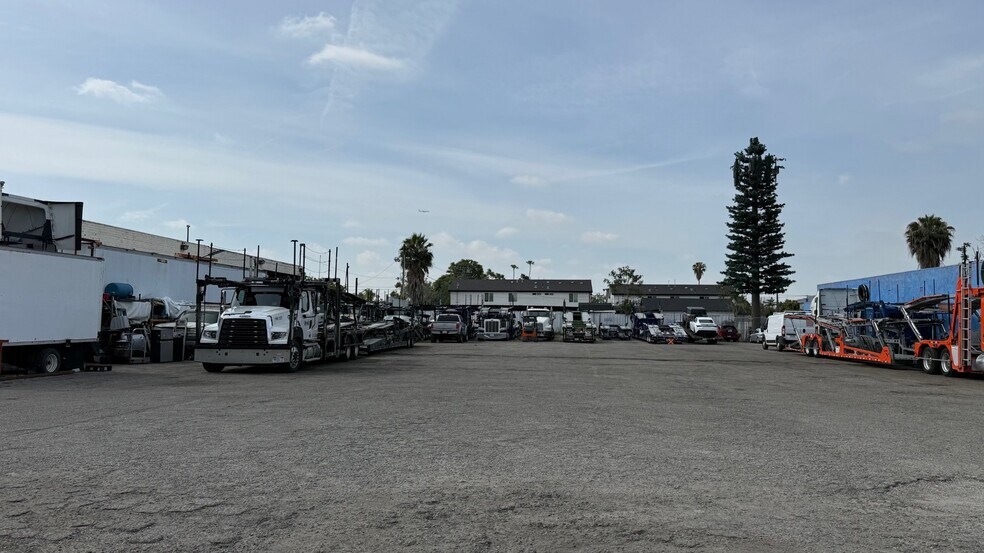 More Photos Of 420 E Slauson Ave, Los Angeles Land For Lease