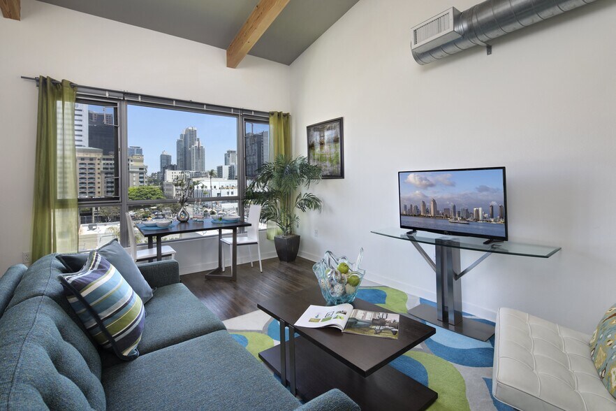 More Photos Of 707-777 G St, San Diego Apartments For Lease