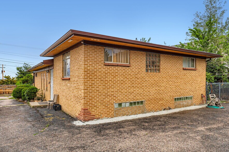More Photos Of 9600 W Colfax Ave, Lakewood Hotel For Sale