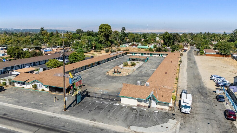 More Photos Of 1010 S Union Ave, Bakersfield Hotel For Sale