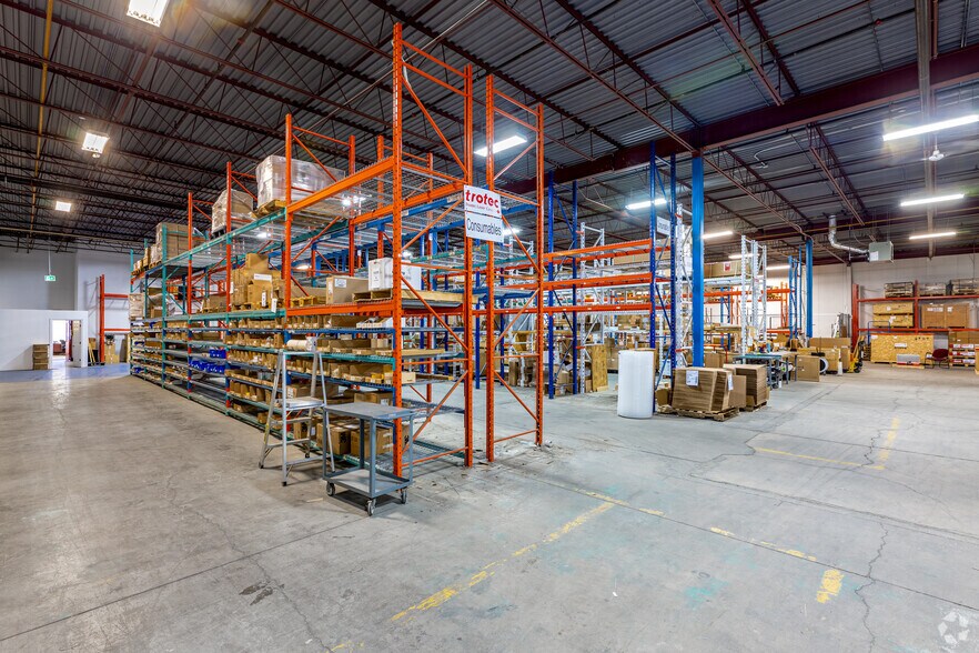 More Photos Of 1705 Argentia Rd, Mississauga Warehouse For Lease
