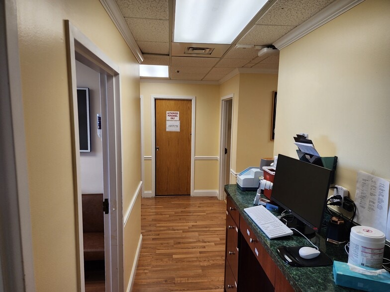 More Photos Of 1700 SE Hillmoor Dr, Port Saint Lucie Medical For Sale