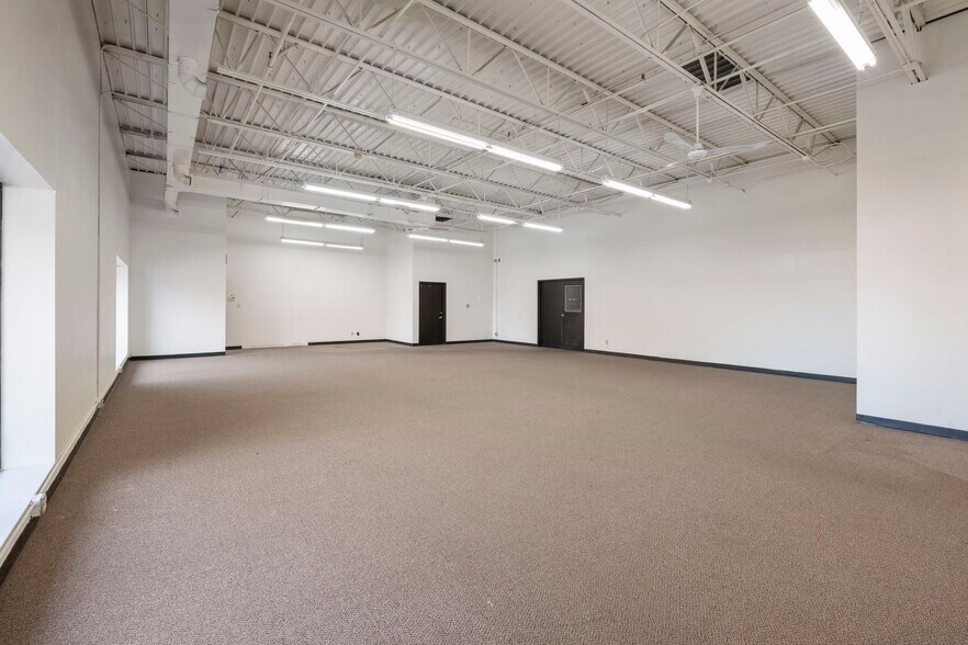 More Photos Of 7115-7133 Washington Ave S, Edina Research And Development For Lease