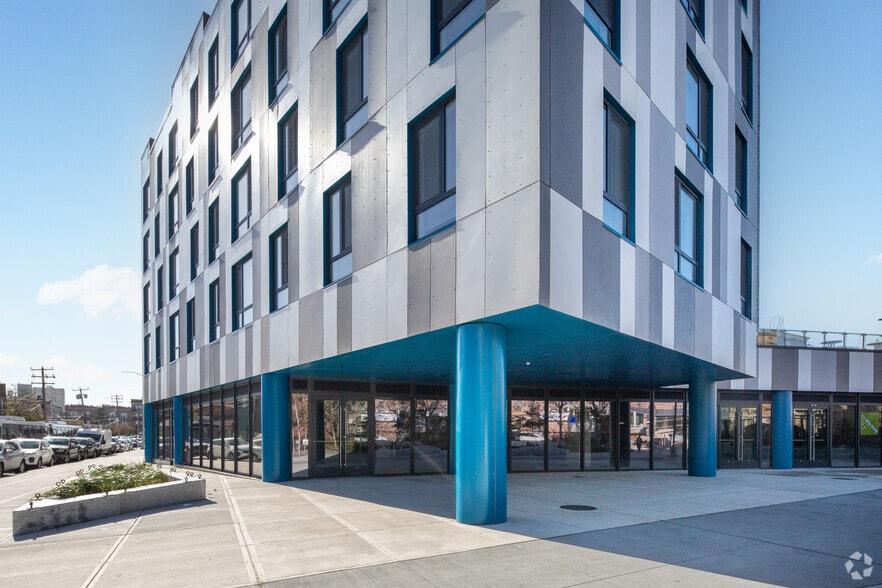 More Photos Of 1047 Beach 21st St, Far Rockaway Apartments For Lease