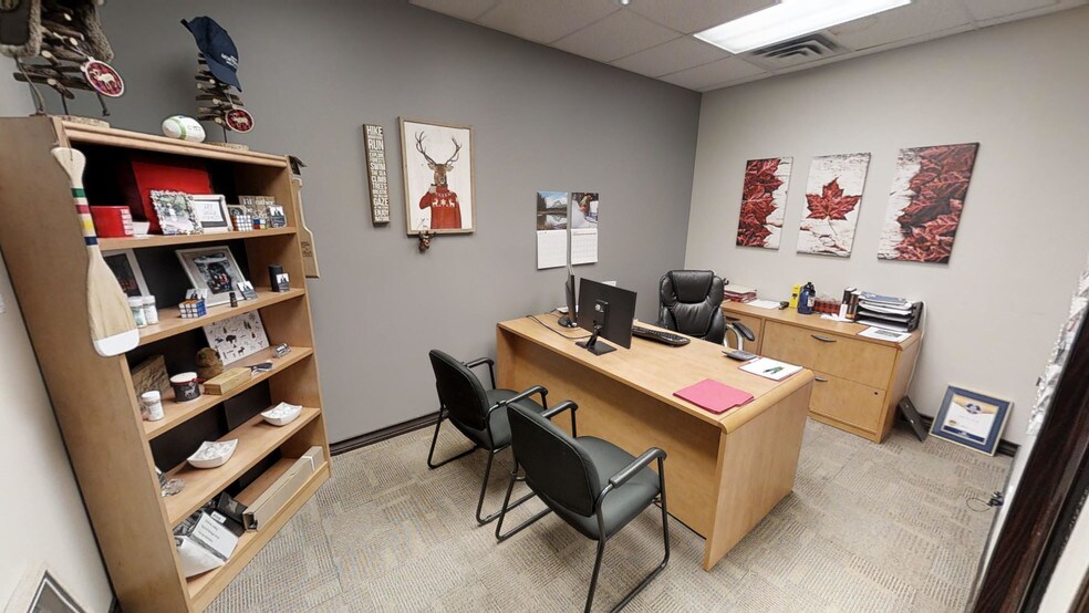 More Photos Of 5229 50th Ave, Red Deer Office For Sale