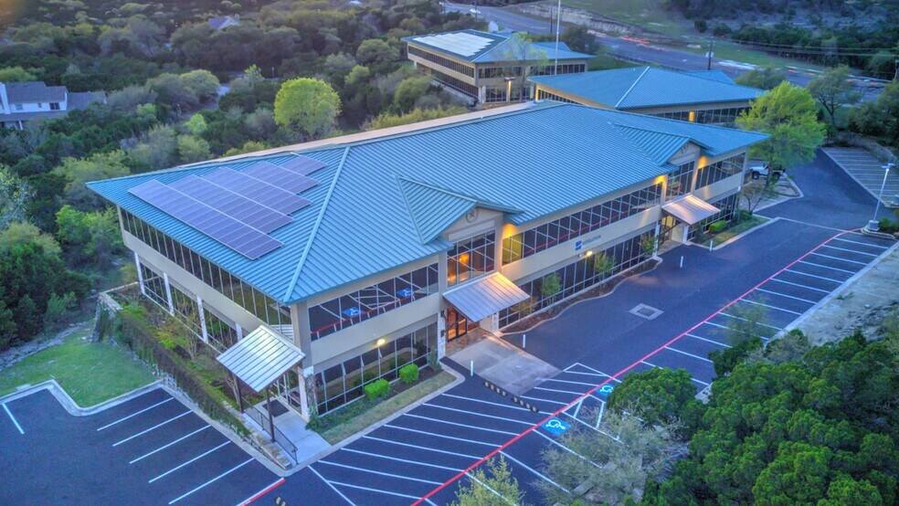 More Photos Of 9433 Bee Caves Rd, Austin Unknown For Lease