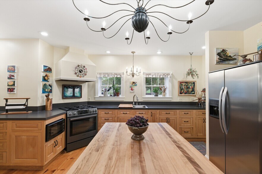 More Photos Of 1161 NY-313, Cambridge Multifamily For Sale