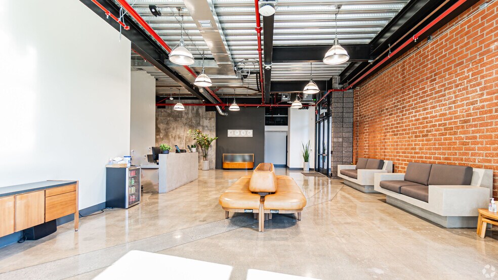 More Photos Of 136-142 Oregon St, El Segundo Research And Development For Lease