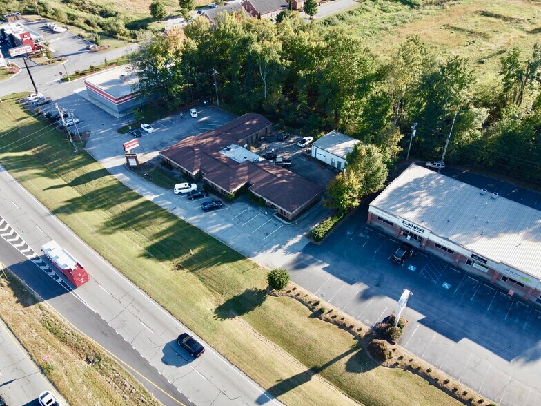 More Photos Of 3401 Highway 153, Piedmont Office For Lease