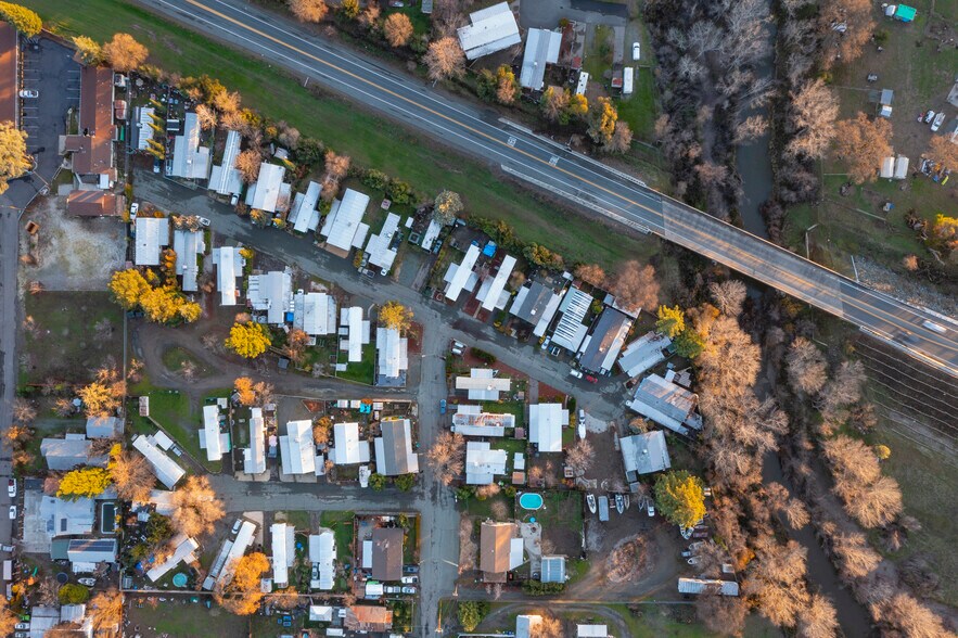More Photos Of 5495 5th St, Kelseyville Manufactured Housing Mobile Home Park For Sale