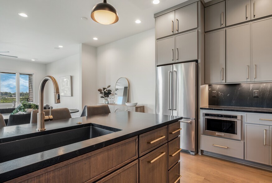 More Photos Of 2118 C-D Cliff dr, Nashville Apartments For Sale