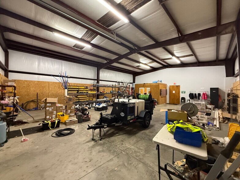 More Photos Of 213 College Park Rd, Ladson Flex For Lease