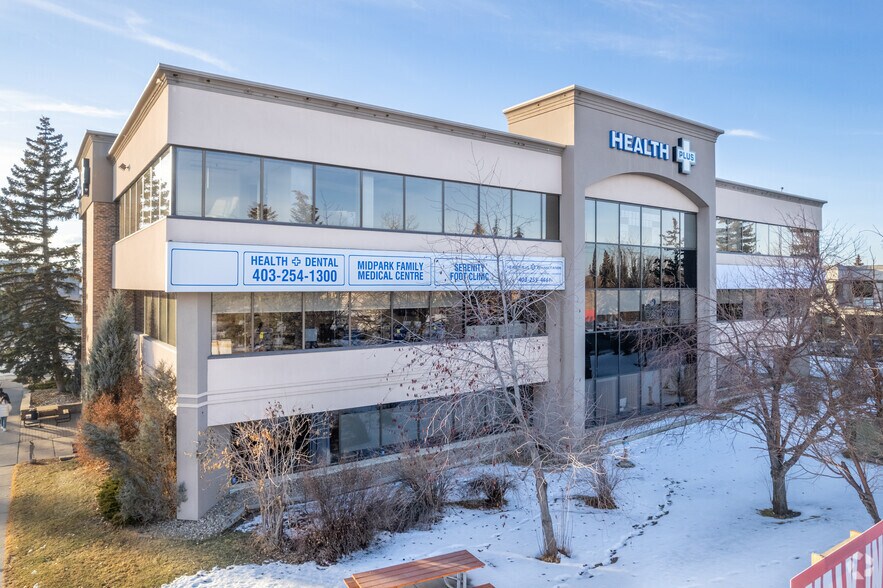 More Photos Of 290 Midpark Way SE, Calgary Medical For Lease