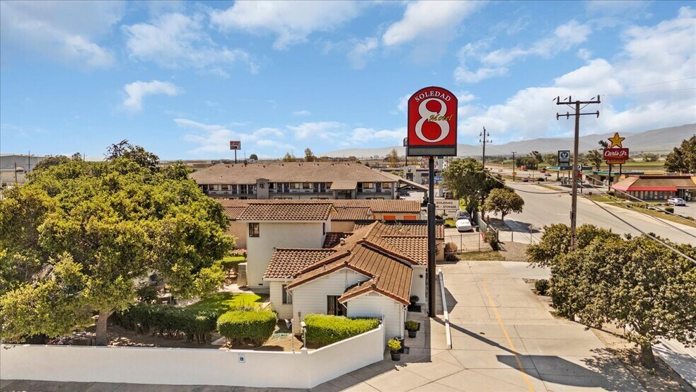 More Photos Of 1013 Front St, Soledad Hotel For Sale