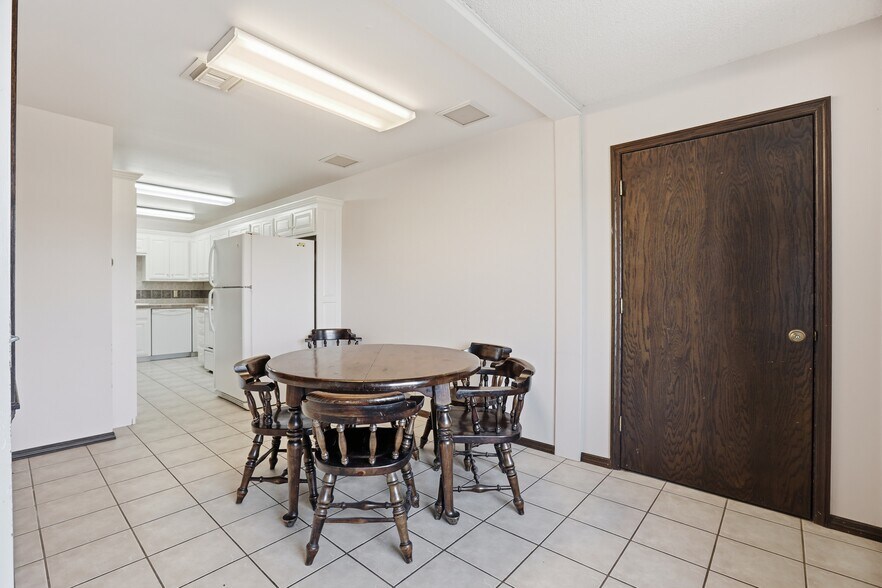 More Photos Of 4806 N Perkins Rd, Stillwater Office For Sale