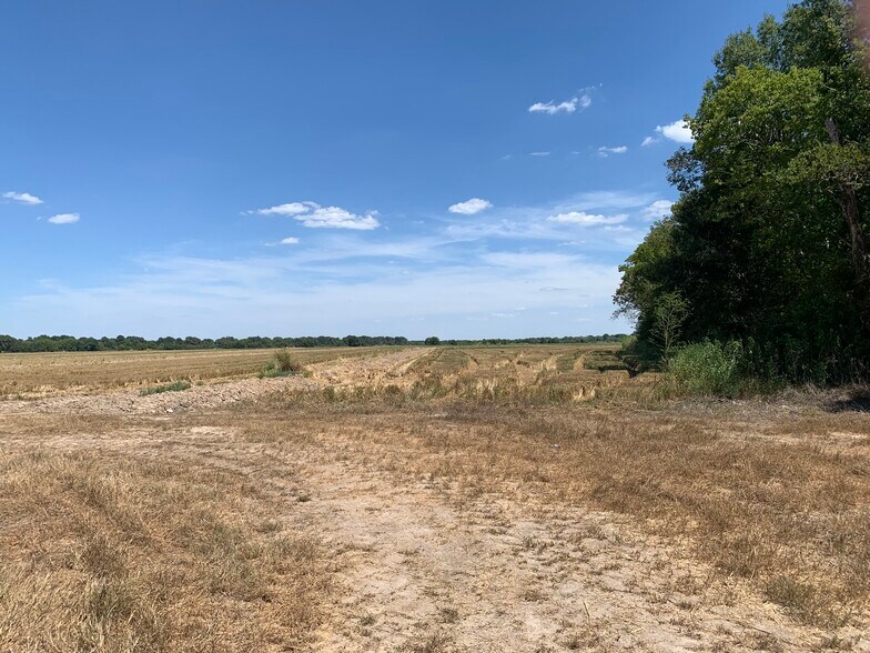 More Photos Of Highway 395 Rd, Roanoke Land For Sale