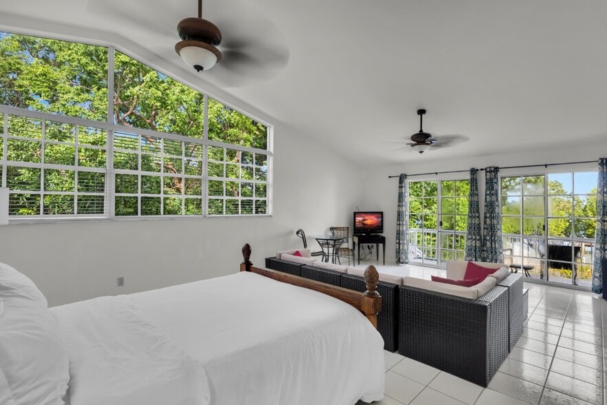 More Photos Of 97340-97360 Overseas Hwy, Key Largo Hotel For Sale