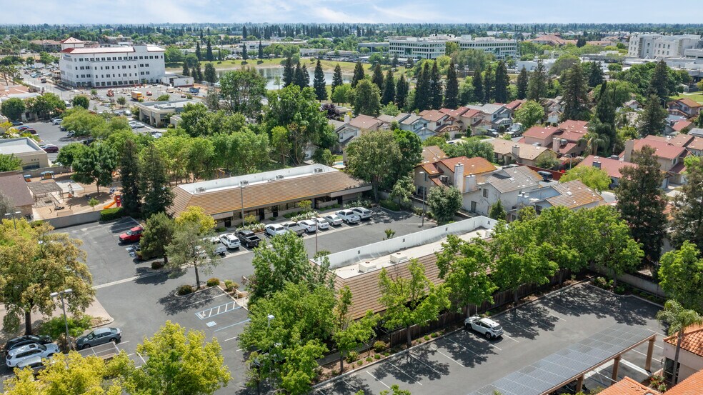 More Photos Of 7339 N 1st St, Fresno Office For Lease