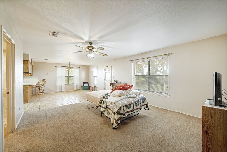 More Photos Of 4100 County Road 101, Taylor Land For Sale