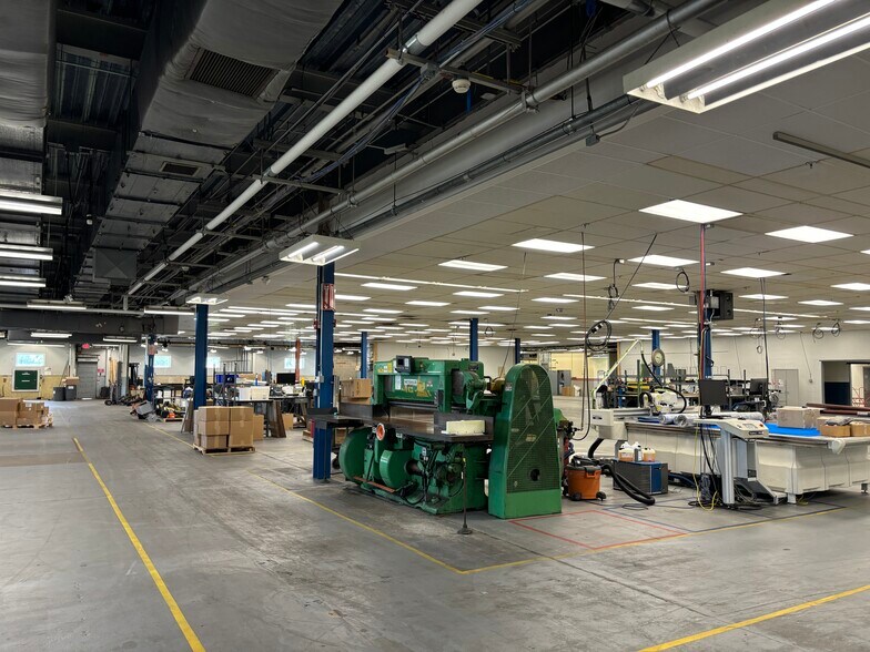 More Photos Of 100 Providence Pike, North Smithfield Manufacturing For Lease