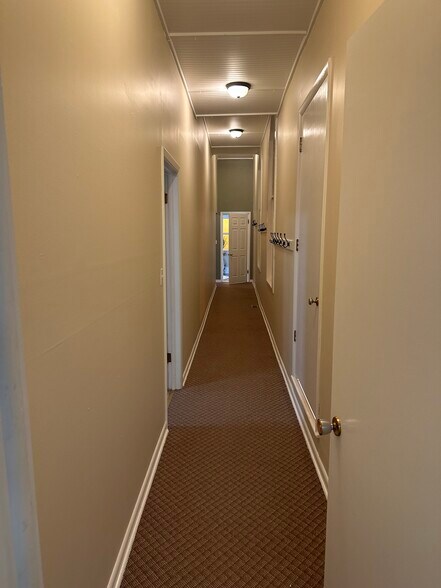 More Photos Of 307 E 6th St, Mound City Specialty For Sale