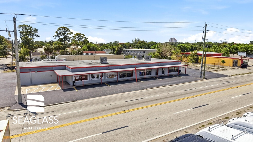 More Photos Of 2730 Fowler St, Fort Myers Freestanding For Sale