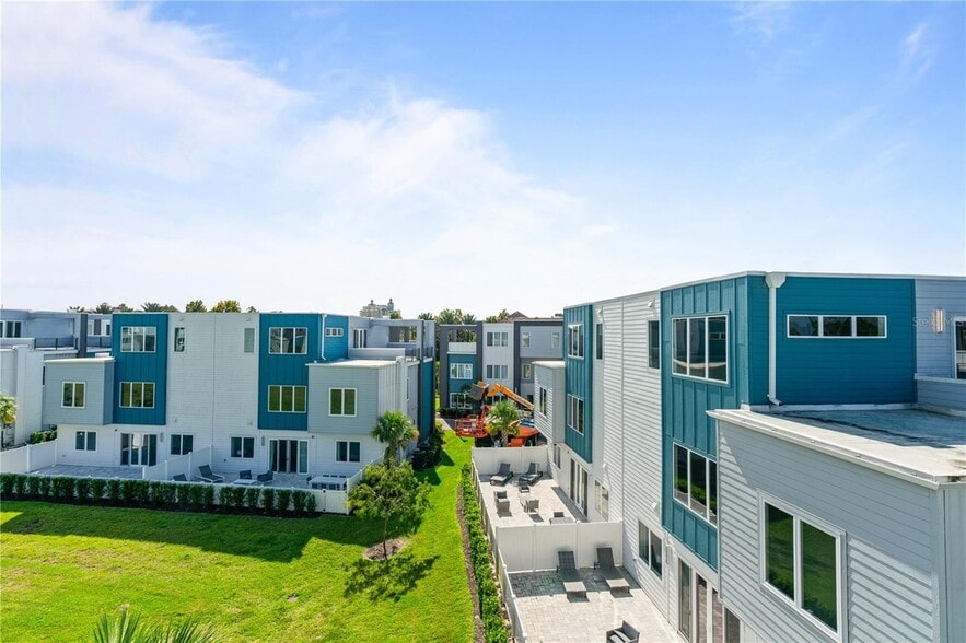More Photos Of 7760 Sandy Ridge Dr, Reunion Apartments For Sale