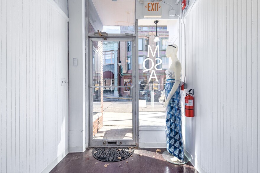 More Photos Of 2 Monument Sq, Woonsocket Medical For Sale