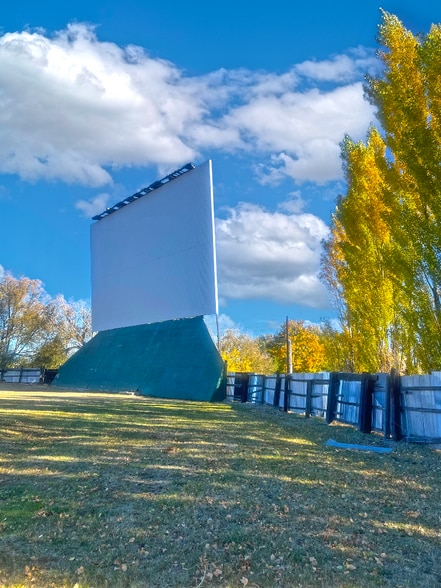 More Photos Of 404 20th St, La Grande Land For Sale