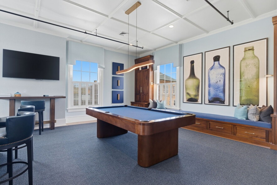 More Photos Of 10 Front St, Canton Loft Creative Space For Sale