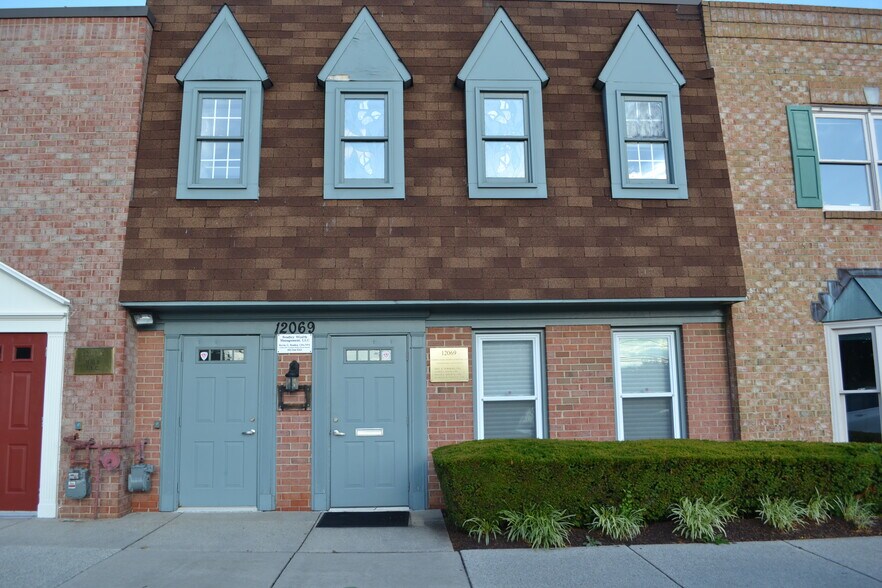 Primary Photo Of 12051-12083 Tech Rd, Silver Spring Light Manufacturing For Lease