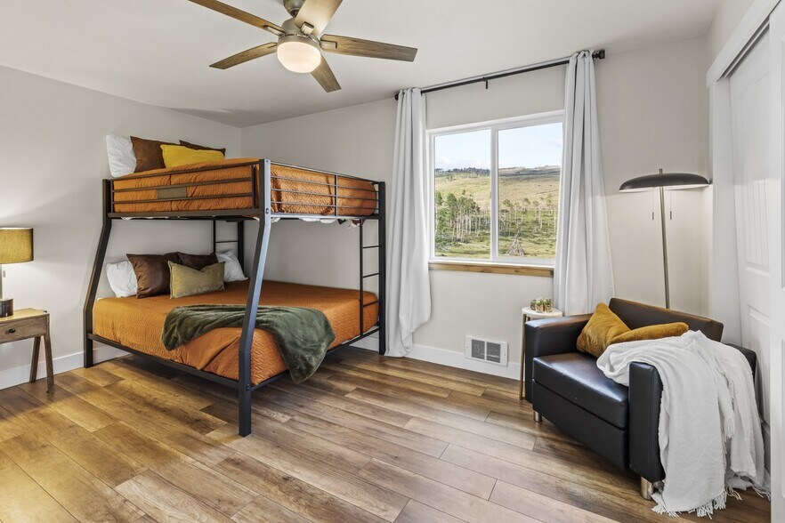 More Photos Of 2033 Sleepy Sage Ln, Richfield Specialty For Sale