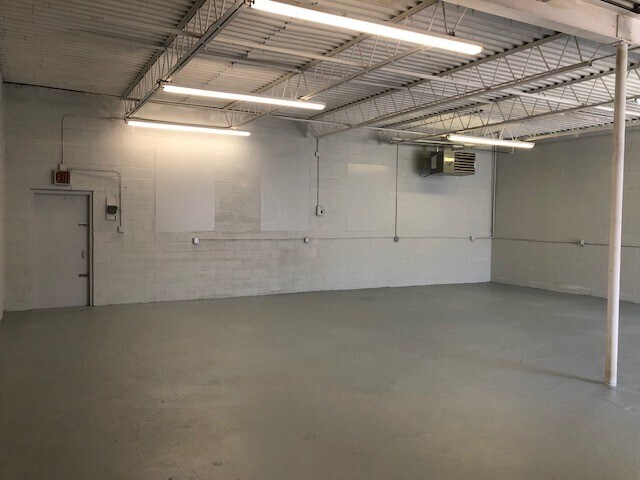 More Photos Of 287 Skidmore's Rd, Deer Park Warehouse For Lease