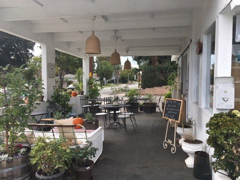More Photos Of 301 N San Marino Ave, San Gabriel Freestanding For Lease