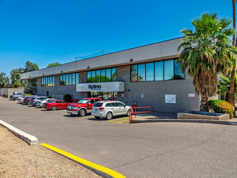 More Photos Of 7725 N 43rd Ave, Phoenix Medical For Lease
