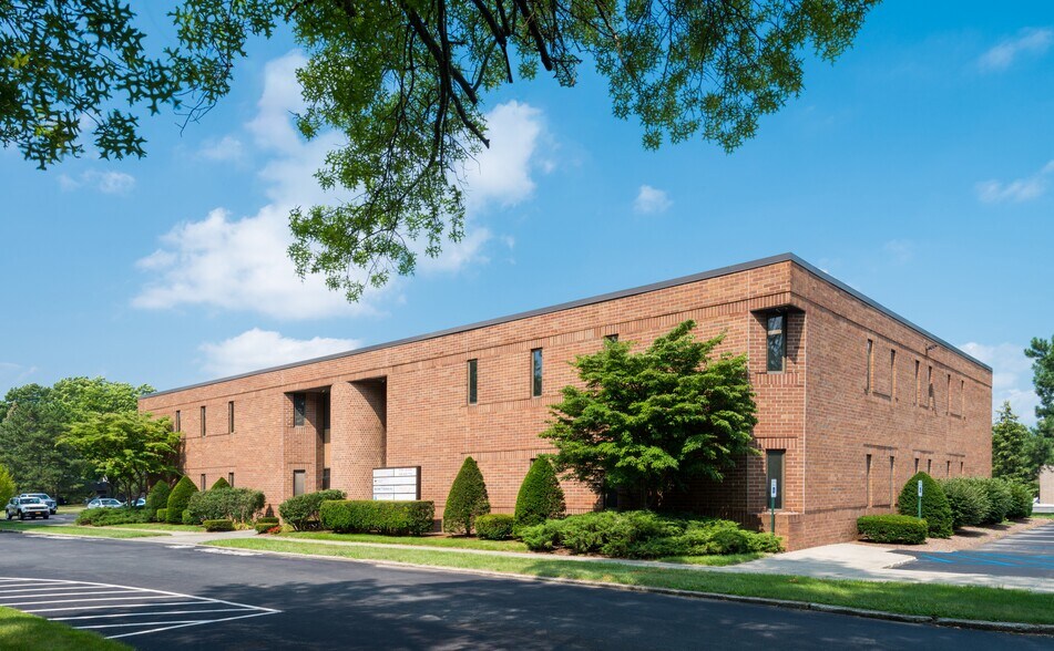 More Photos Of 2 Computer Dr W, Albany Unknown For Lease