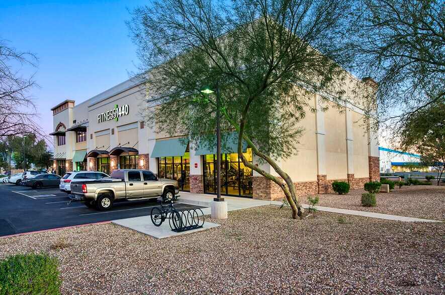 More Photos Of 13437 N Litchfield Rd, Surprise Storefront Retail Office For Sale