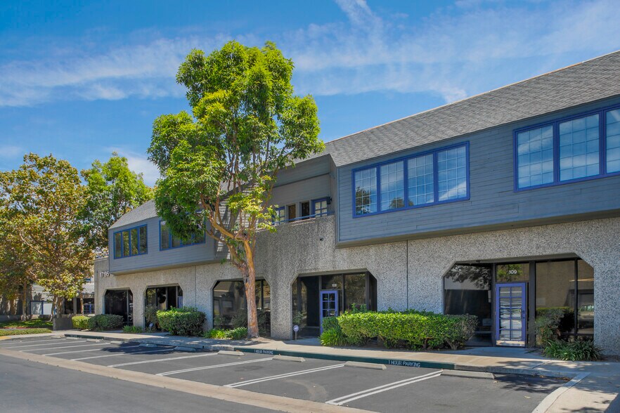 More Photos Of 17151 Newhope St, Fountain Valley Unknown For Lease