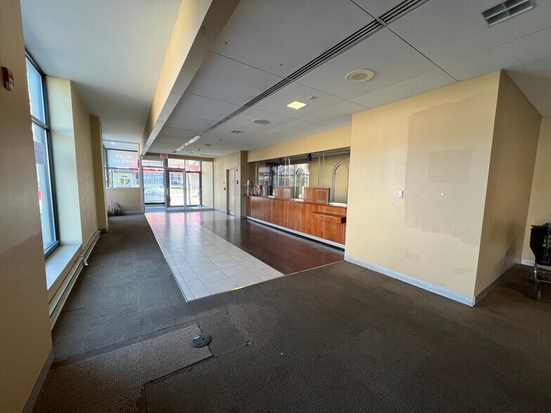 More Photos Of 435-437 Broadway, Bayonne Bank For Lease