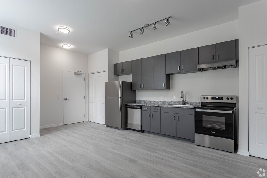 More Photos Of , Lakeland Multifamily For Sale