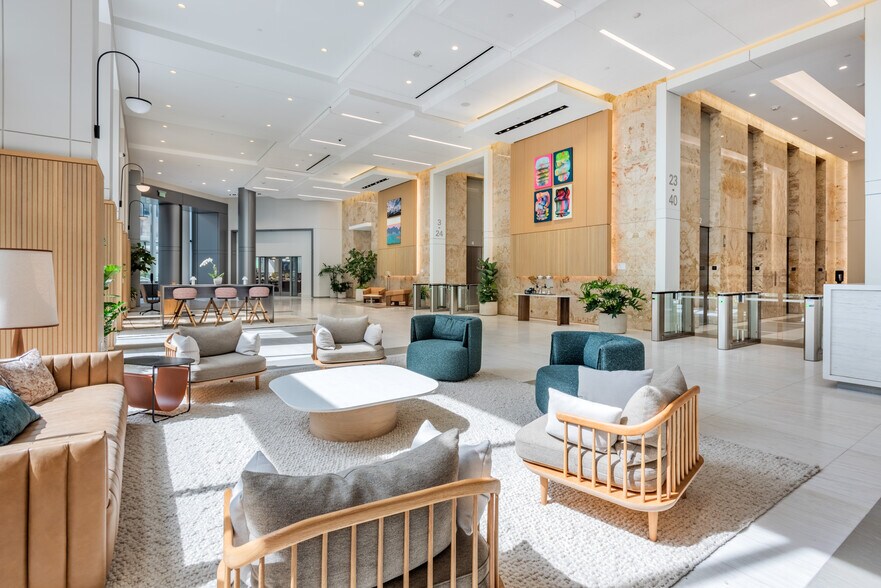 More Photos Of 101 S Tryon St, Charlotte Office Residential For Lease