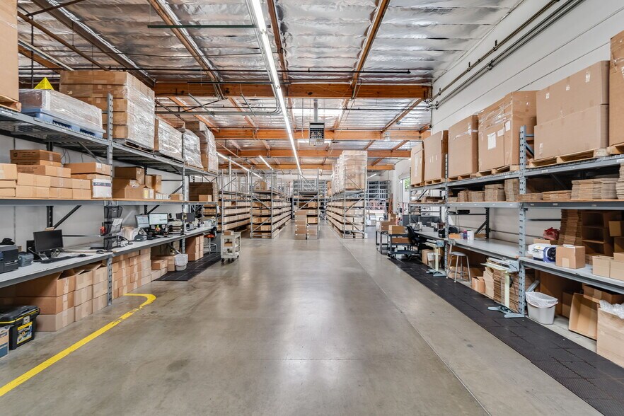 More Photos Of 14291 Commerce Dr, Garden Grove Manufacturing For Sale
