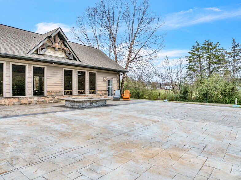 More Photos Of 3293 Wears Valley Rd, Sevierville Lodge Meeting Hall For Sale